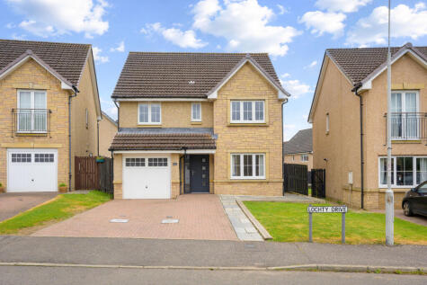 Lochty Drive, Kinglassie, KY5