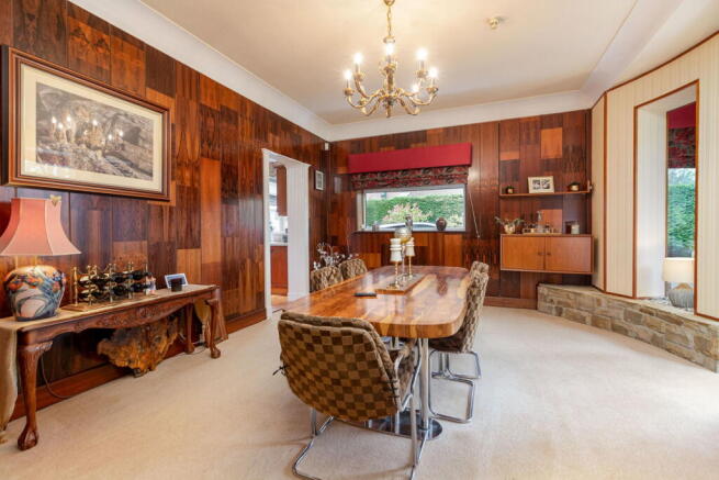 4 bed Detached for sale Image 8