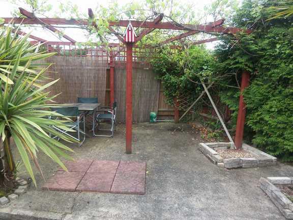 Side garden