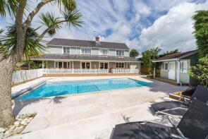 Freshfield Lodge, Swains Road, Bembridge PO35 5XS