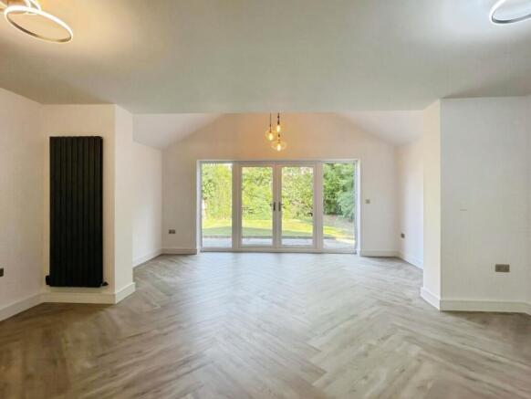 Living Dining Area