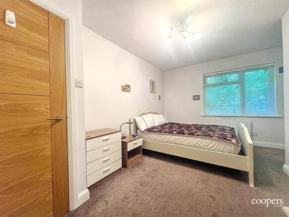 Bedroom 3 (3).jpg