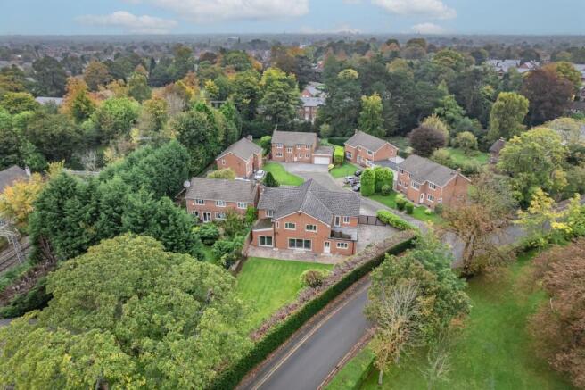 Beechwood Grove, Cheadle Hulme, SK8 photo 4