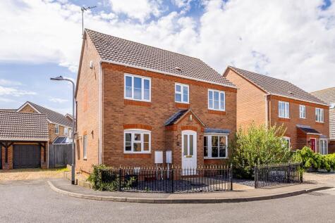 Akita Close, Spalding