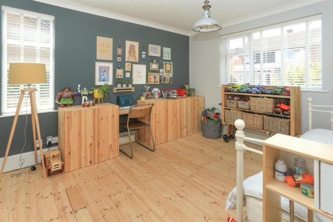 Bedroom / Playroom