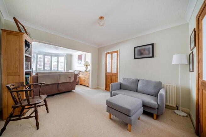 4 bed Semi-Detached for sale Image 7