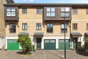 9, Hardy Avenue, Silvertown, London E16 1SX