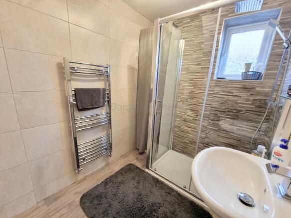 Shower Room / WC
