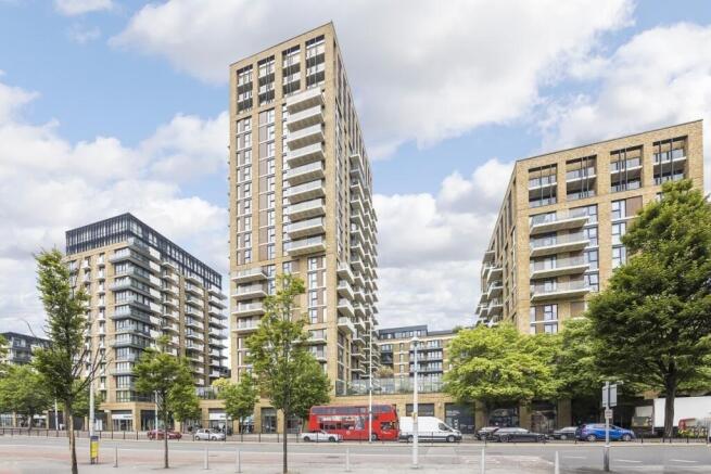 112924_P286665_IM...