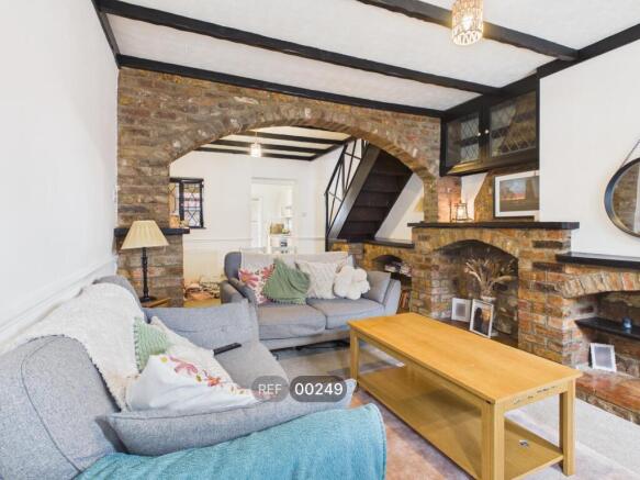 Living room/dining room