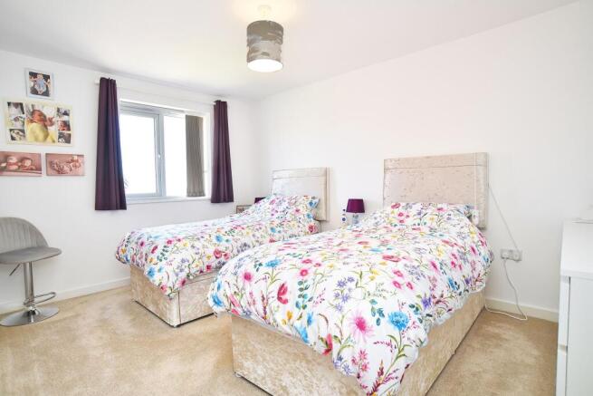 4 bed Semi-Detached for sale Image 6
