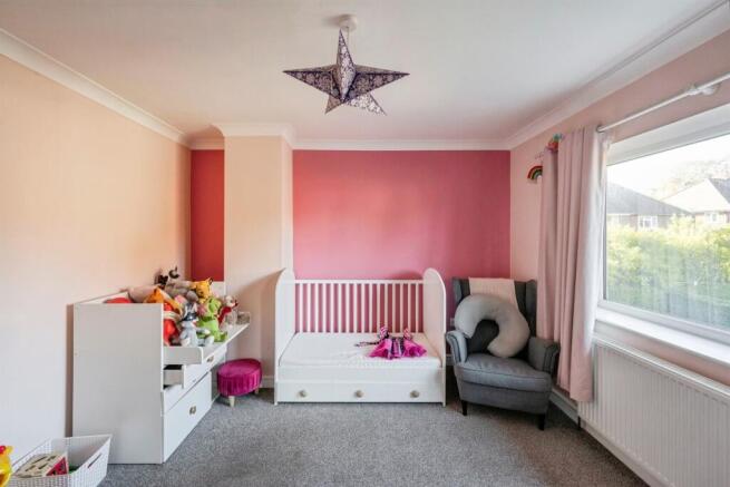 3 bed Semi-Detached for sale Image 12