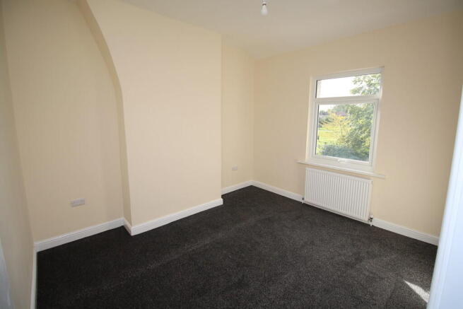 3 bed Semi-Detached to rent Image 6
