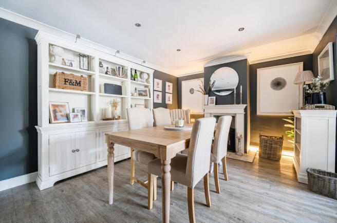 1353469-16-68cd38...