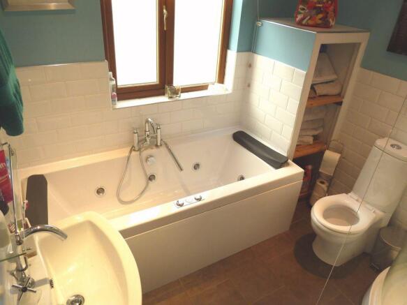 Photo 7
