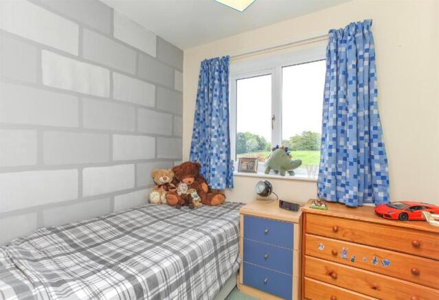Bedroom 3.jpg