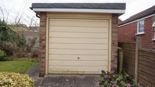 Detached Garage