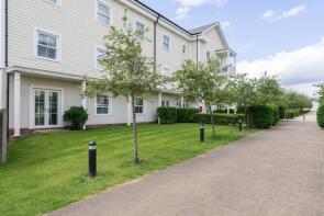 Flat 3, 80 Drummond Court, Sherbrooke Way, Worcester Park KT4 8BP