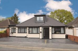 87, The Greenway, Uxbridge UB10 8LX