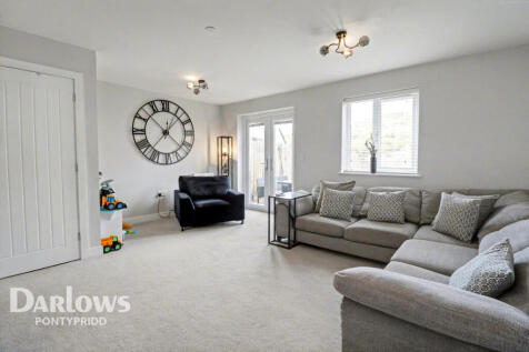 Coedpenmaen Road, Pontypridd