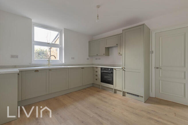 150a St James Road, CR0 - 2