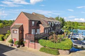 17, Temple Mill Island, Bisham, Maidenhead SL7 1SG