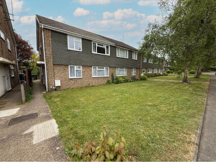 Bunhill Close, Dunstable