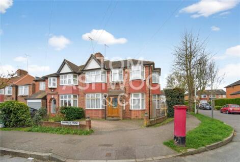 Darnley Road, Woodford Green, IG8
