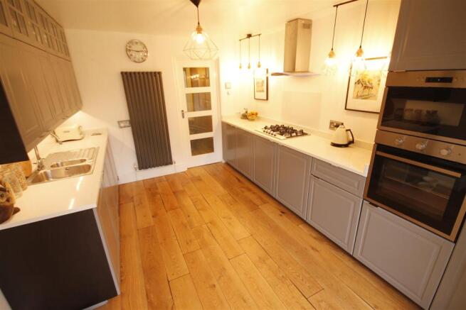 Further Kitchen Image