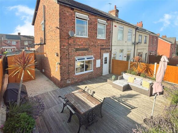 Rear Decked Area