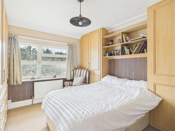 3 bed Semi-Detached for sale Image 10