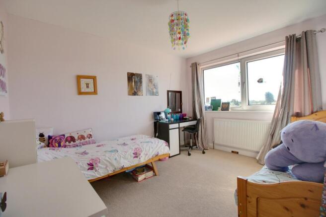 Bedroom 2 (Double)