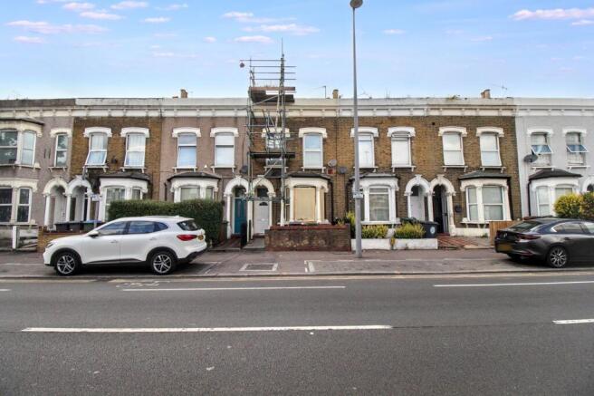 Ground Floor Flat, 393 High Road, London E11 4JT