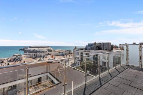 South Street, Worthing, BN11