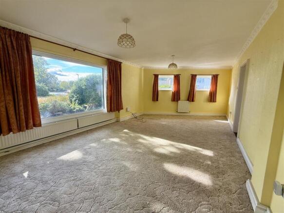 Sitting Room: