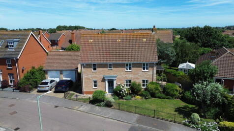 Aveling Way, Carlton Colville, Lowestoft, NR33 8BU
