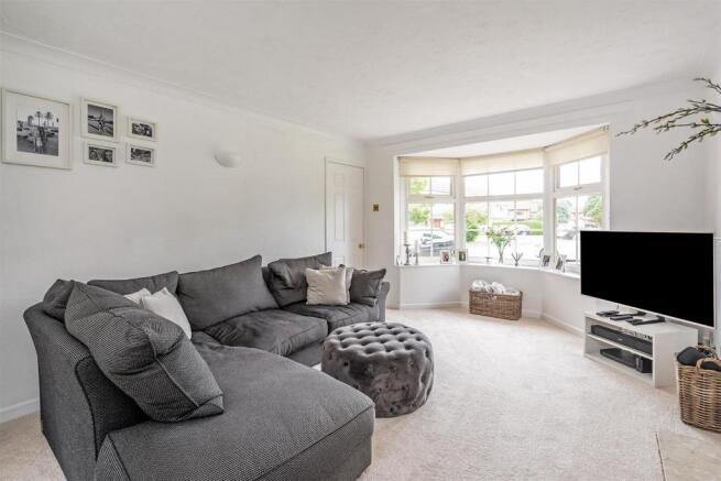 10 Muntz Crescent-8_lo.jpg