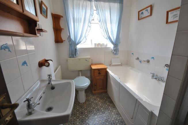 Photo 6