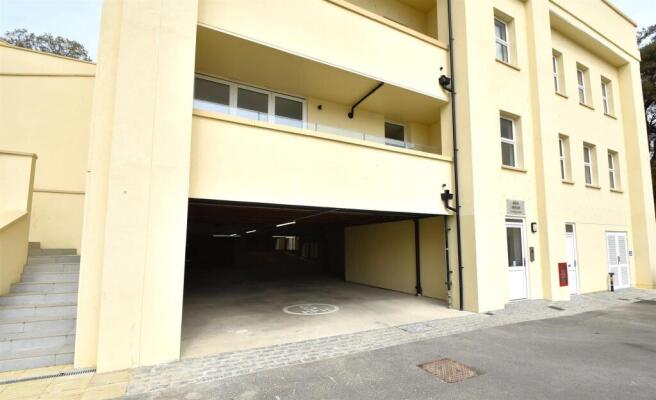bow car park 3.jpg