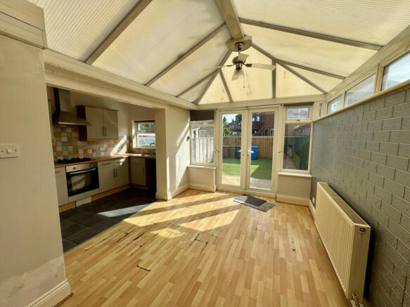 3 bed Terraced for sale Image 7