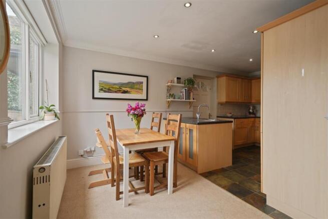 3 bed Detached for sale Image 7