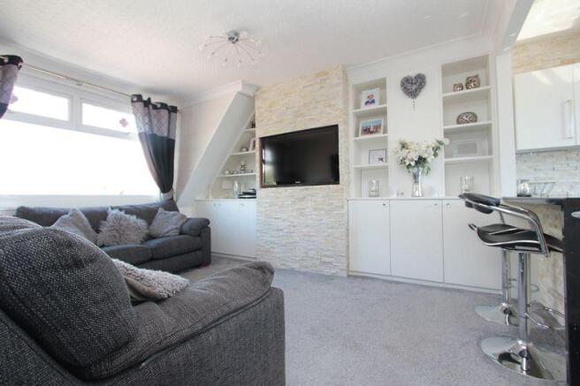 Sitting Area (...