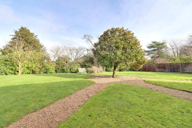 COMMUNAL GARDEN