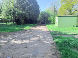 Little Garnetts, Garnetts Lane, Dunmow CM6 3EE
