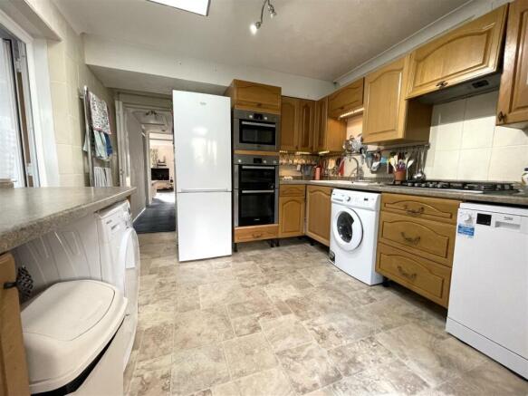 KITCHEN A.JPG