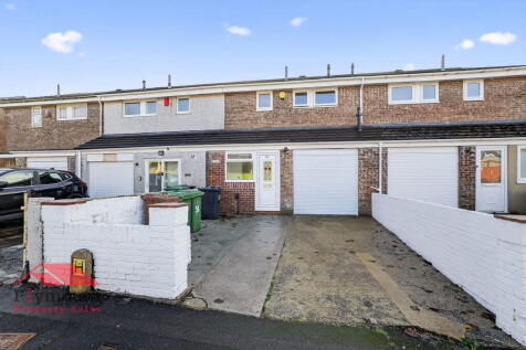 Langdale Gardens, Plymouth, PL6 8SN