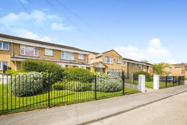 1 bed Apartment to rent Image 9