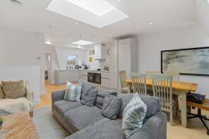 Flat 4, 78, Wandsworth Bridge Road, London SW6 2TF
