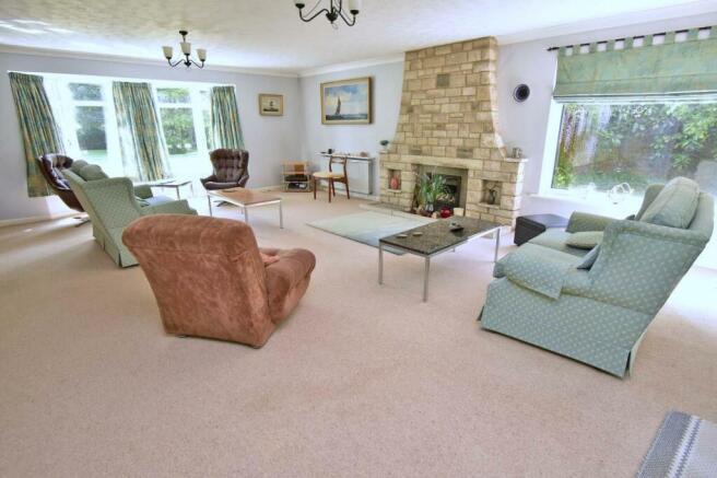 A SITTING ROOM 1.JPG
