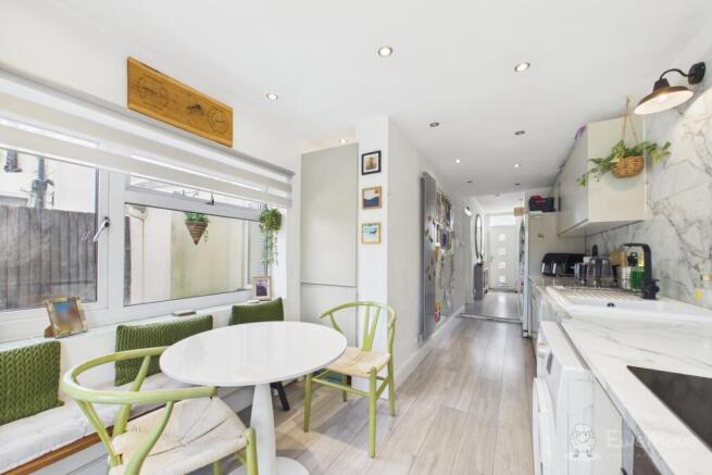 Kitchen - Breakfast Room